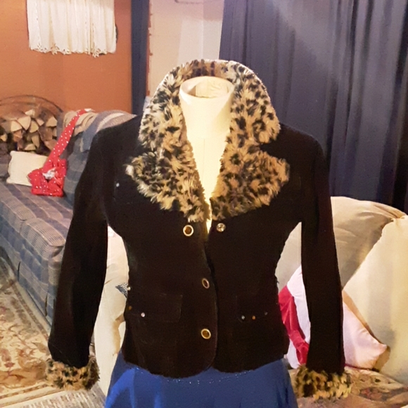 Thalia Sodi Other - Girls 10/12 black jacket w leopard cuffs/collar